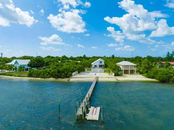 19527 Indian Mound Drive, Sugarloaf Key, FL 33042