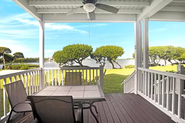 Duck, FL 33050,5073 Sunset Village Drive