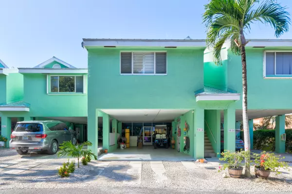 Key Largo, FL 33037,9816 Magellan Drive #+ 30 Ft Boat Slip