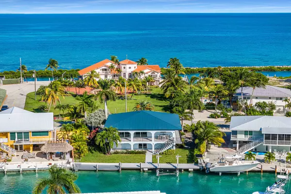 Duck, FL 33050,352 E Seaview Drive