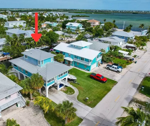 27385 St Lucie Lane, Ramrod, FL 33042