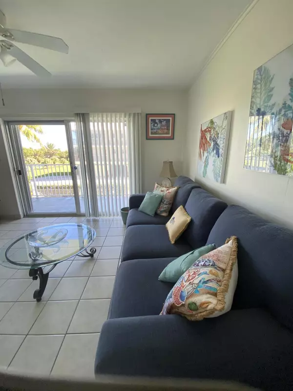 Key Colony, FL 33051,200 8Th Street #4