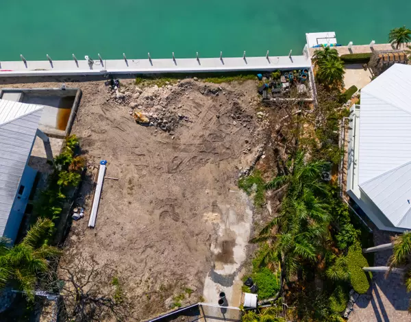 Duck, FL 33050,256 W Seaview Circle