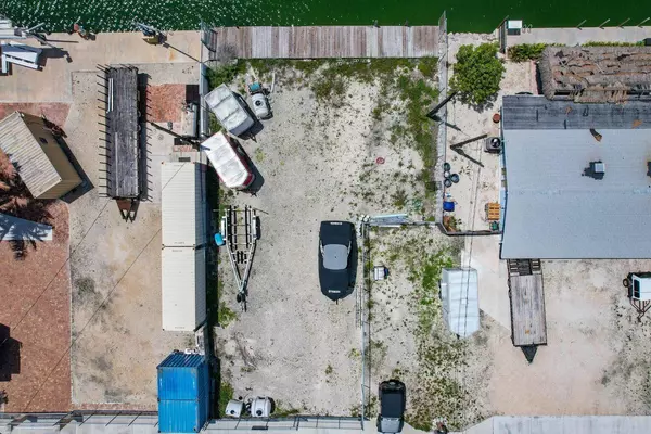 Summerland, FL 33042,24590 Overseas Highway