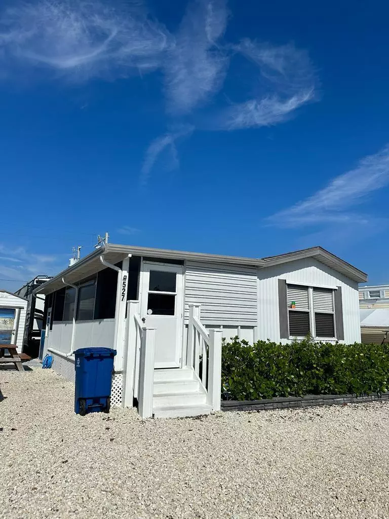 Key Largo, FL 33037,325 Calusa Street #527