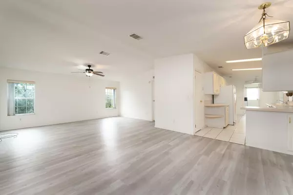 Geiger, FL 33040,304 Pisces Lane