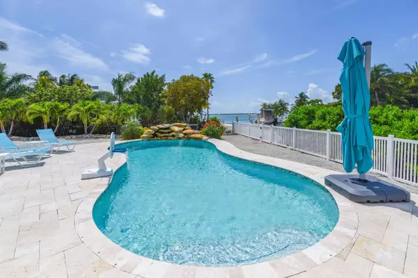 Sugarloaf Key, FL 33042,17153 W Buttonwood Drive