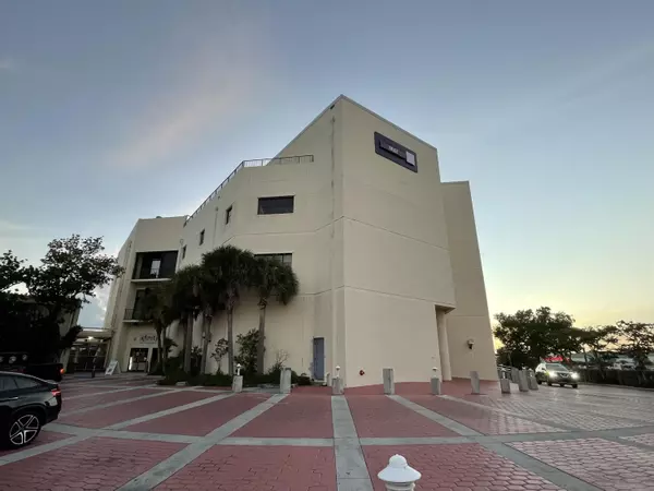 Key West, FL 33040,1010 Kennedy Drive #303