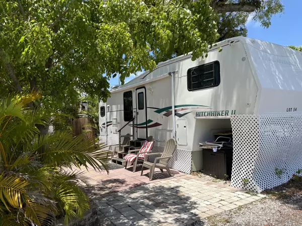 Big Pine, FL 33043,29859 Overseas Highway #54