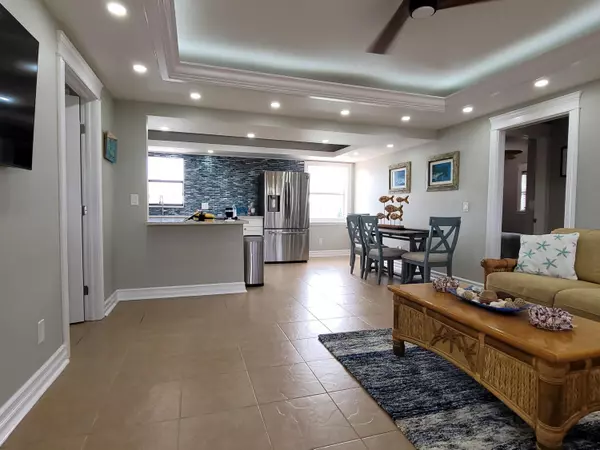 Summerland Key, FL 33042,229 E Caribbean Drive