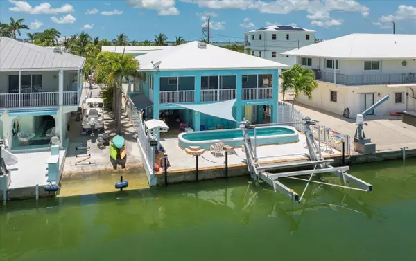 1327 Hudgins Drive, Summerland, FL 33042