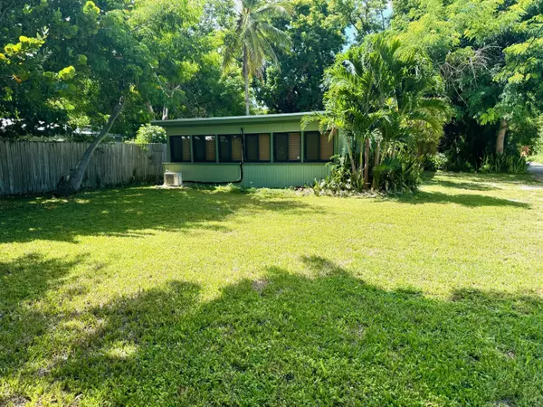 106 Poinsetta Drive, Key Largo, FL 33037