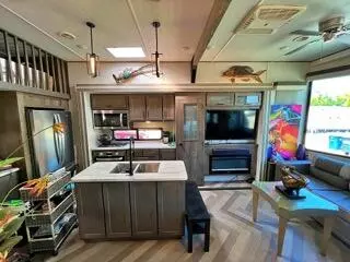 Key Largo, FL 33037,325 Calusa Street #475