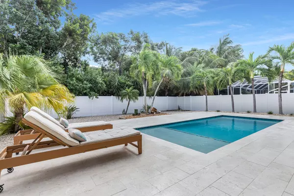 Key Largo, FL 33037,109 Marina Avenue