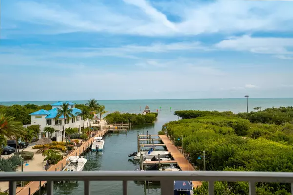 Tavernier, FL 33070,500 Burton Drive #5406