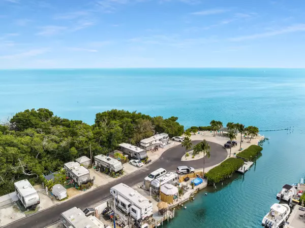 6099 Overseas Highway #117E,  Marathon,  FL 33050