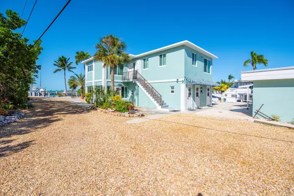 Marathon, FL 33050,1466 Overseas Highway #11