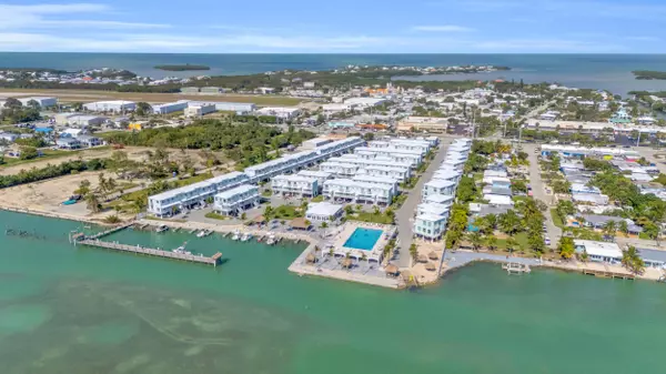 Marathon, FL 33050,10877 Overseas Highway #30