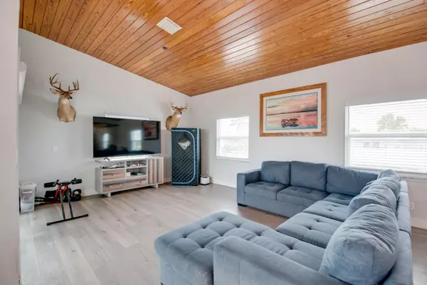 Geiger, FL 33040,7 Boca Chica Road