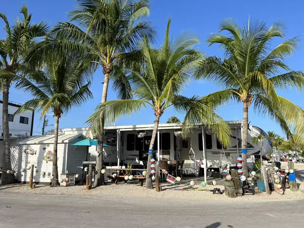 Key Largo, FL 33037,325 Calusa Street #245