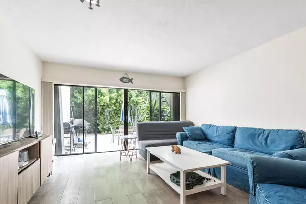 Islamorada, FL 33036,87200 Overseas Highway #F4