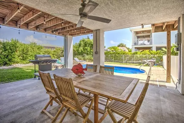 Marathon, FL 33050,227 Sombrero Beach Road #1