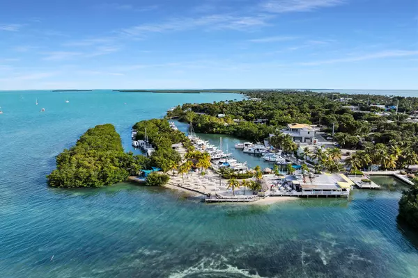 Islamorada, FL 33036,96 Madeira Road