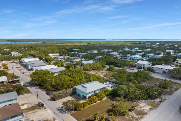 Big Pine, FL 33043,3611 South Seas Street