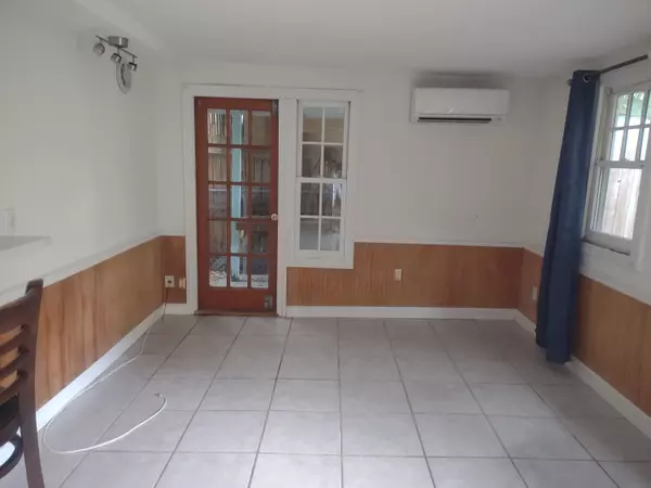 Key West, FL 33040,2330 Staples Avenue