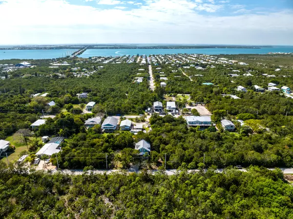 Big Pine, FL 33043,178 E Sandy Circle