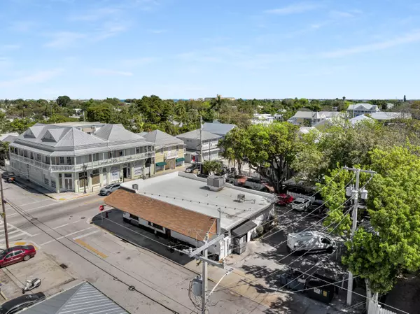 Key West, FL 33040,1000-1006 Truman Avenue