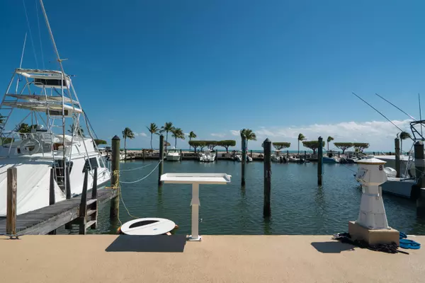 Islamorada, FL 33036,88181 Old Hwy. #C-44 & 50' Slip #7
