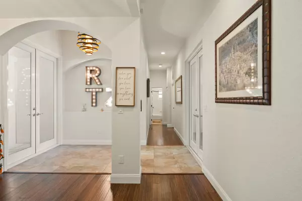 Key Largo, FL 33037,120 S Coco Plum Road