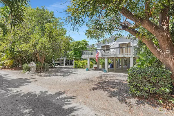 Marathon, FL 33050,103 Stirrup Key Woods Road