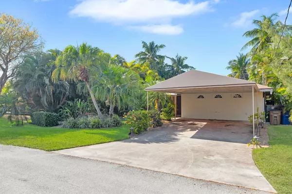 115 N Bahama Drive, Duck, FL 33050