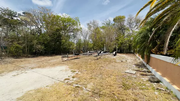 Key Largo, FL 33037,8 S Exuma Road