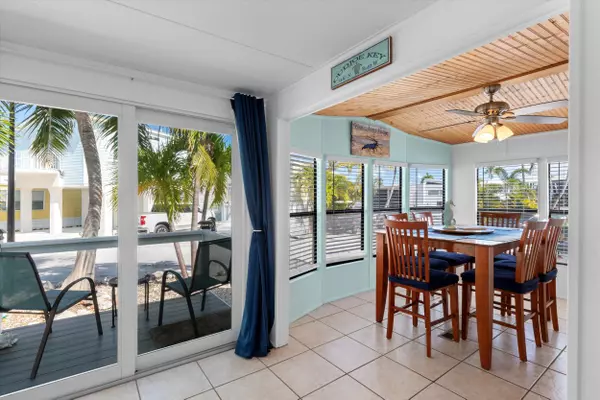 Cudjoe, FL 33042,701 Spanish Main Drive #543