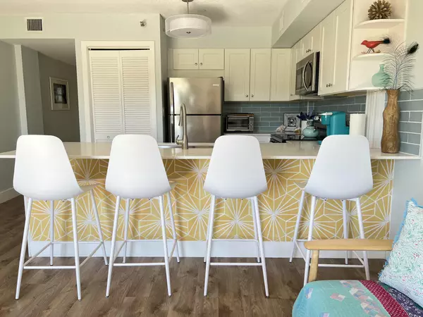 Tavernier, FL 33070,500 Burton Drive #1204