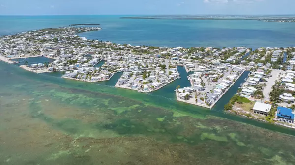 Cudjoe, FL 33042,701 Spanish Main Drive #610