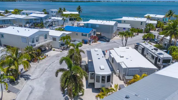 Cudjoe, FL 33042,701 Spanish Main Drive #403