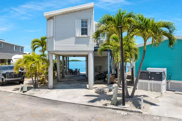 Cudjoe, FL 33042,701 Spanish Main Drive #49