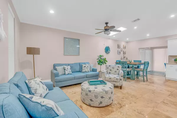 Key Largo, FL 33037,27 Blue Runner Street