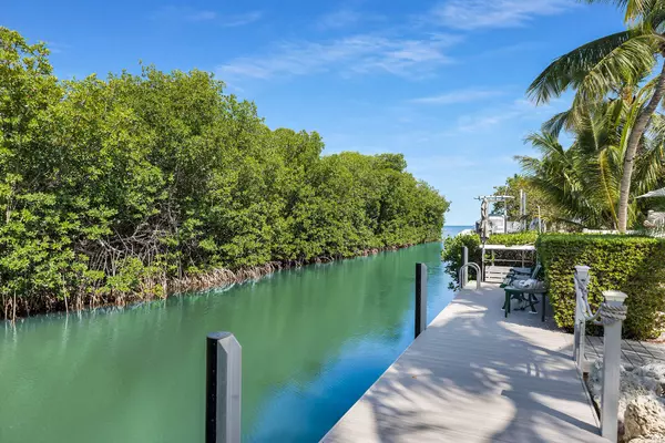 Marathon, FL 33050,835 70th St Gulf