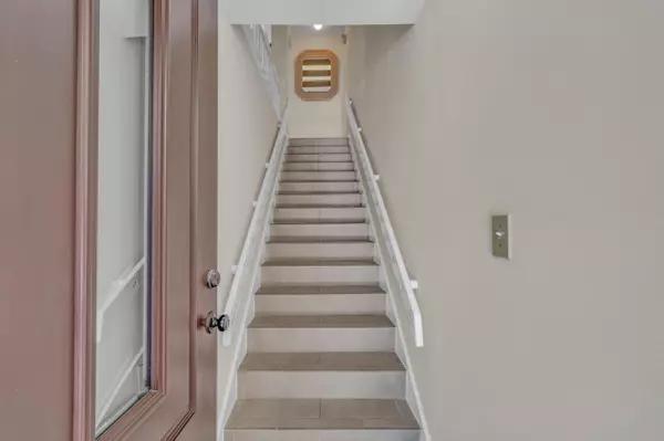 Key Colony, FL 33051,601 W Ocean Drive #414D