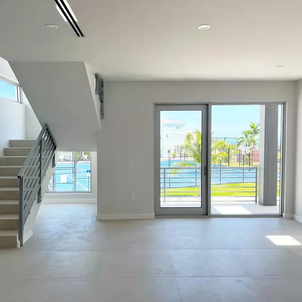 Key Largo, FL 33037,94825 Overseas Highway #108