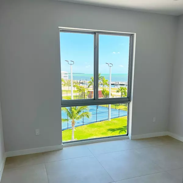 Key Largo, FL 33037,94825 Overseas Highway #108