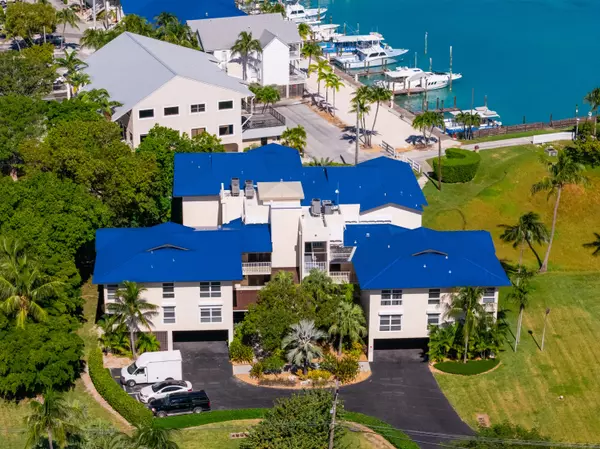 Duck, FL 33050,8304 Marina Villa Drive