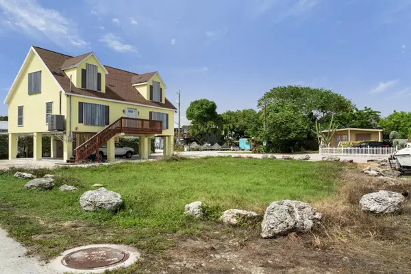 Marathon, FL 33050,713 E 105Th Street Ocean