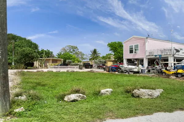 Marathon, FL 33050,713 E 105Th Street Ocean