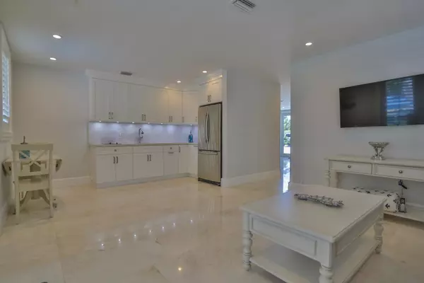 Islamorada, FL 33036,128 Leoni Drive